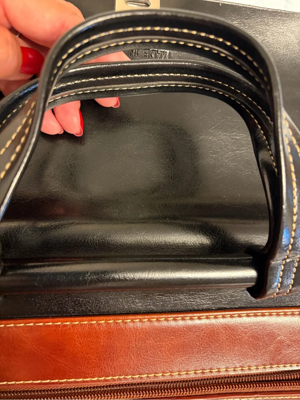 Gucci vintage Black and Brown Two-Tone Leather Top-Handle bag